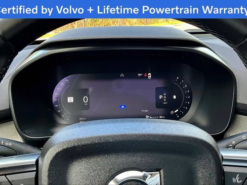 Used 2025 Volvo XC40 B5 Plus AWD/4WD image 30