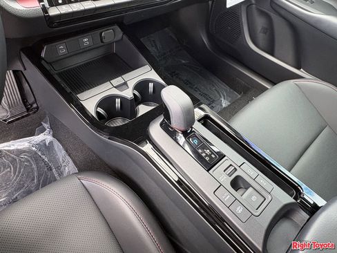 New 2026 Toyota Prius Plug-In Hybrid FWD image 22
