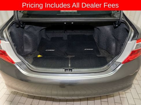 Used 2012 Toyota Camry FWD image 5