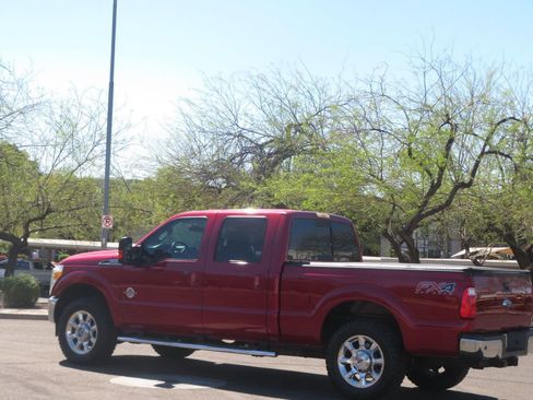 Used 2015 Ford F250 Lariat w/ Lariat Interior Package AWD/4WD image 5