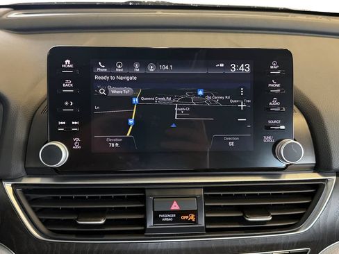 Used 2022 Honda Accord Touring image 13
