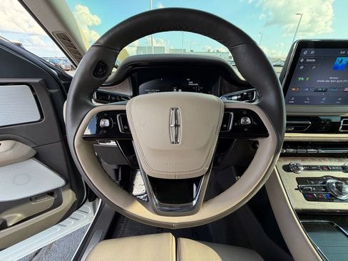 Used 2024 Lincoln Aviator Reserve w/ Equipment Group 201A AWD/4WD image 32