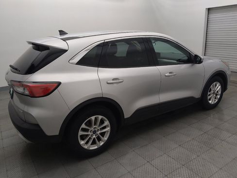 Used 2020 Ford Escape SE FWD image 10