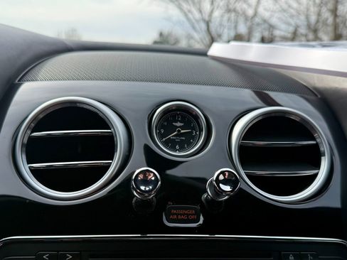 Used 2017 Bentley Continental GT image 35