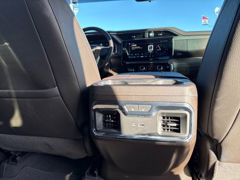 Used 2024 GMC Sierra 1500 Denali w/ Technology Package image 15