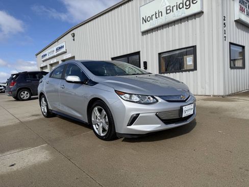 Used 2017 Chevrolet Volt LT w/ Comfort Package image 1