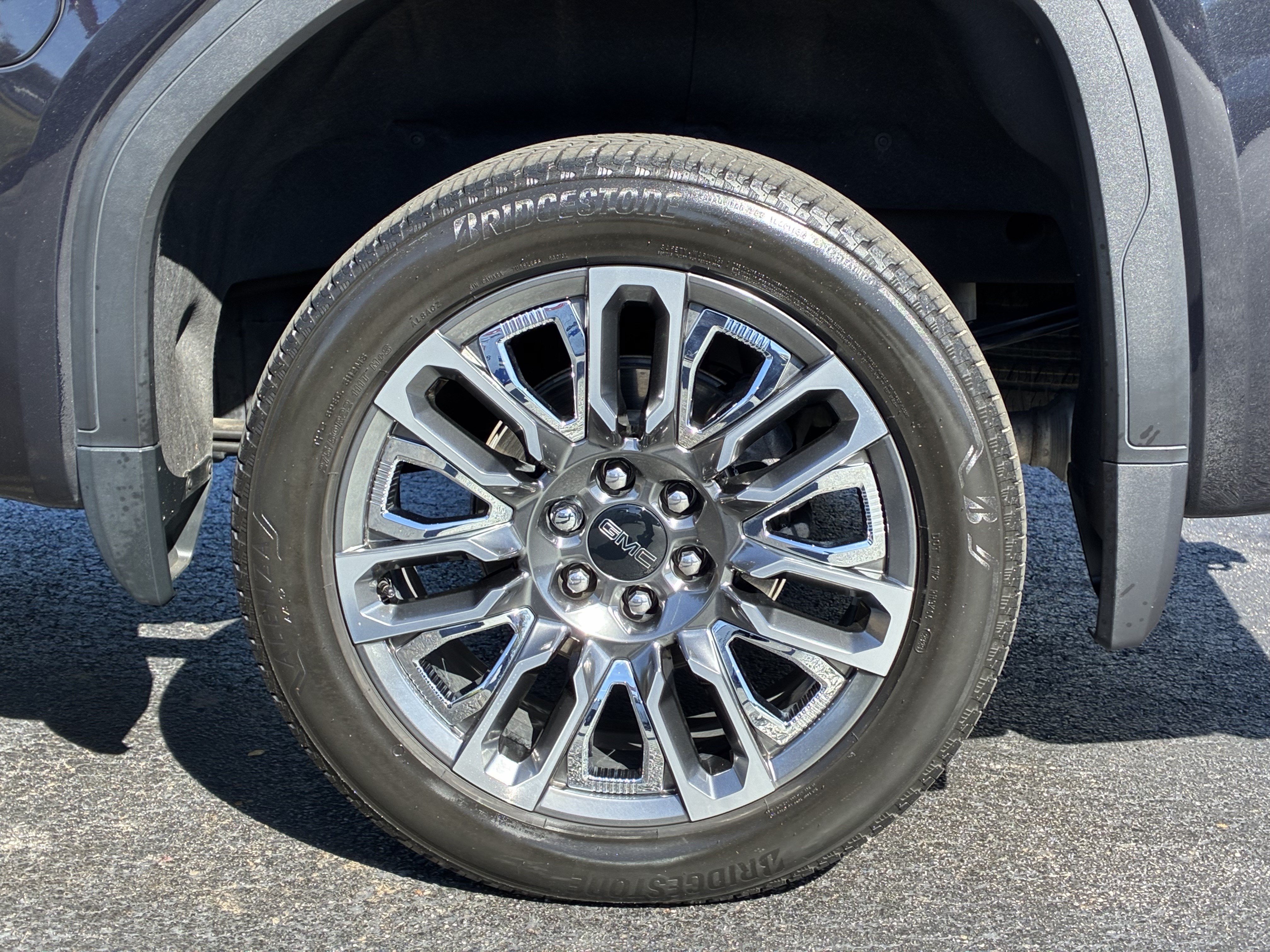 Used 2023 GMC Sierra 1500 Denali Ultimate AWD/4WD image 11