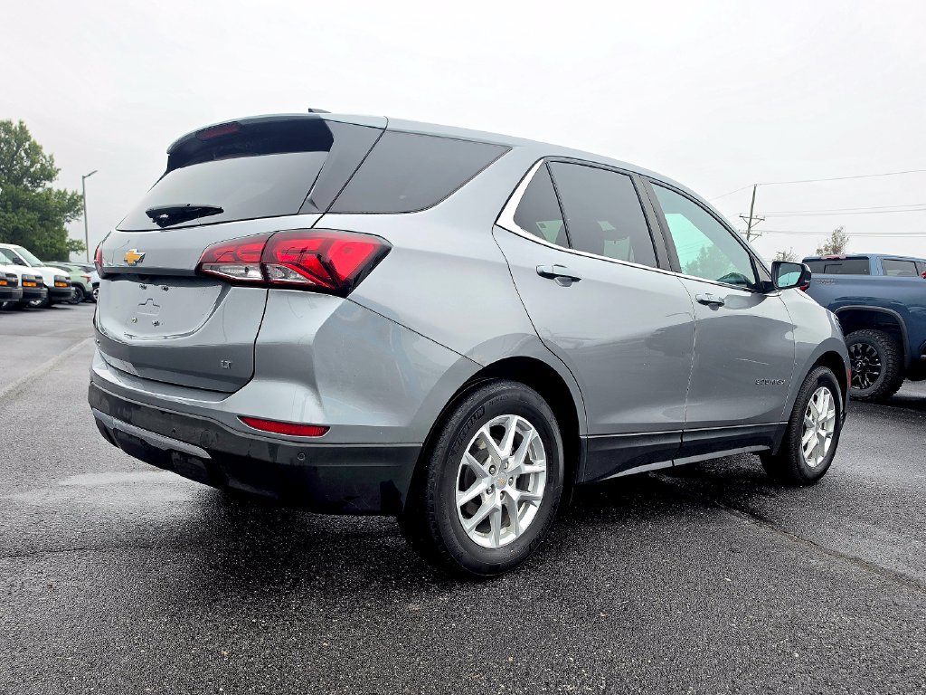 Used 2024 Chevrolet Equinox LT FWD image 9