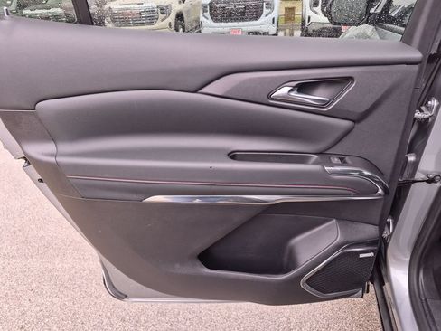 Certified 2024 Chevrolet Traverse RS AWD/4WD image 37