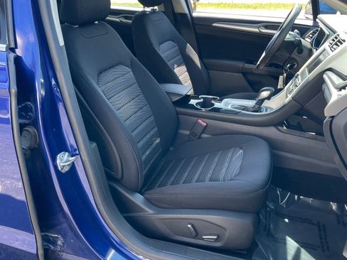 Used 2016 Ford Fusion SE FWD image 23