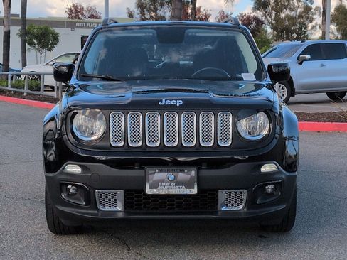Used 2016 Jeep Renegade Latitude w/ Popular Equipment Group image 3