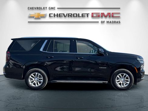 Used 2025 Chevrolet Tahoe LT AWD/4WD image 2