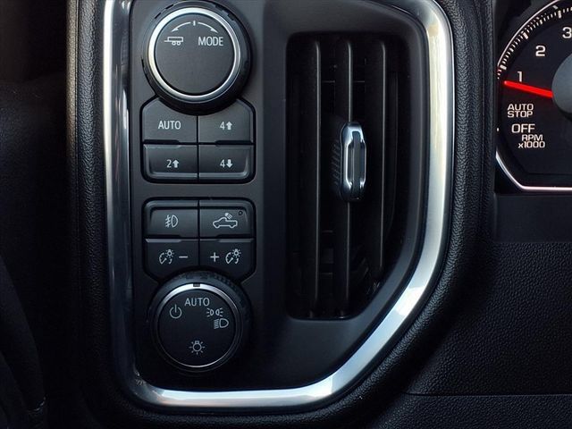 Used 2021 Chevrolet Silverado 1500 RST AWD/4WD image 18