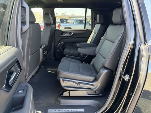 New 2026 GMC Yukon XL Denali RWD image 25