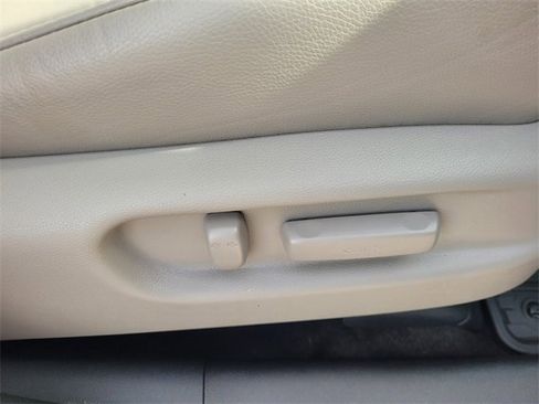 Used 2017 Honda Pilot EX-L image 17