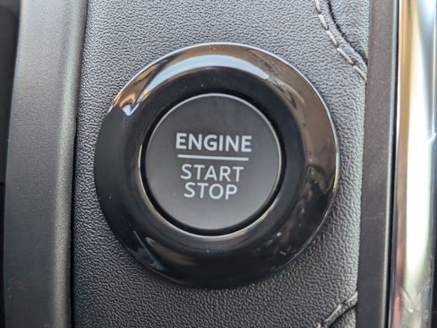 New 2025 Ford Expedition Platinum w/ Driver's Package image 19