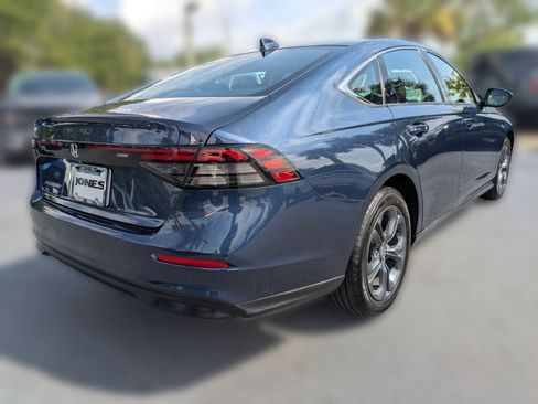 Used 2024 Honda Accord EX image 4