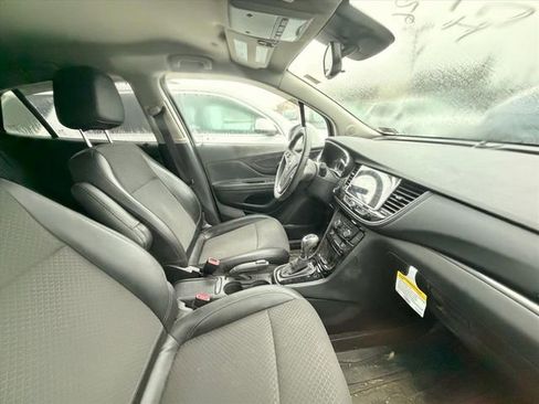 Used 2020 Buick Encore Preferred image 15