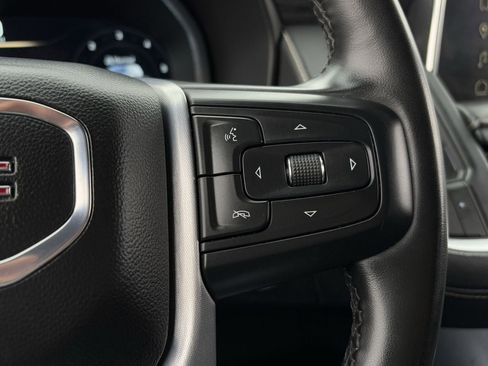 Used 2023 GMC Yukon SLT image 18