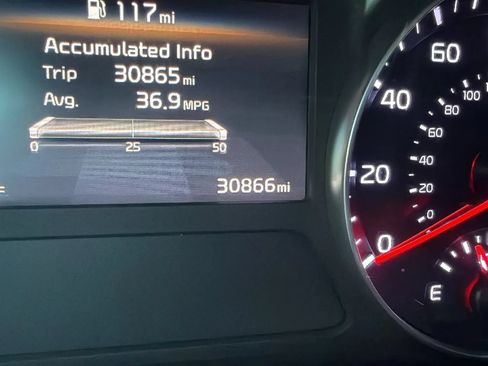 Used 2024 Kia Forte LXS w/ LXS Technology Package FWD image 27