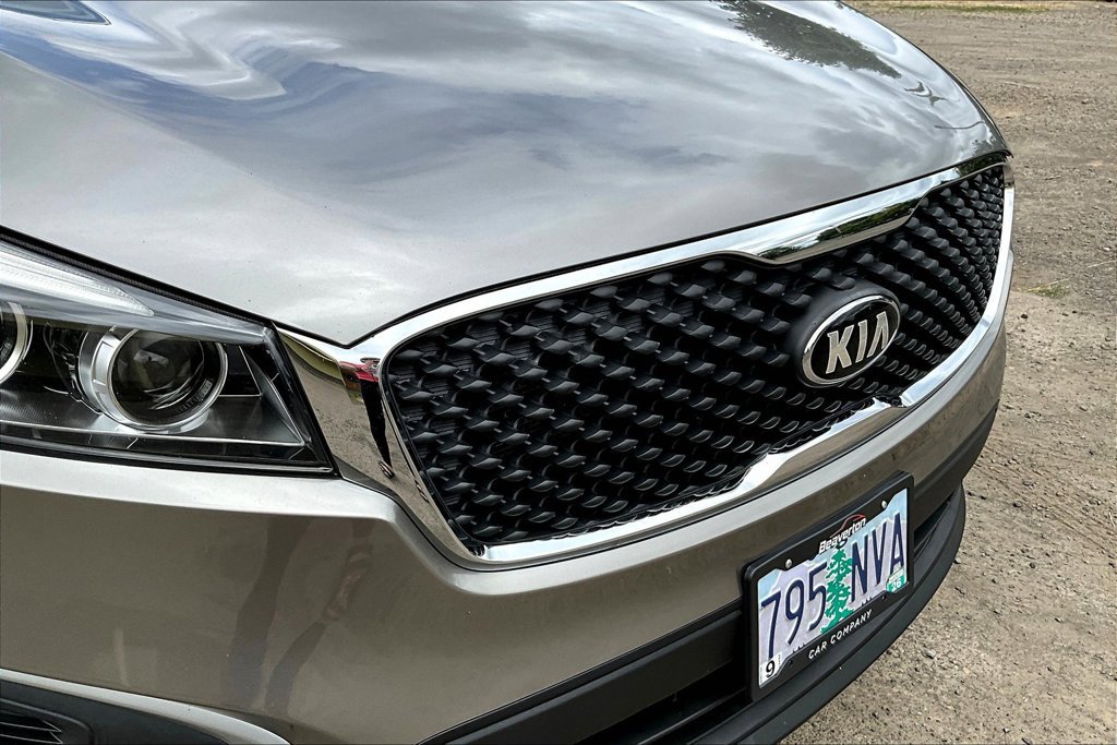 Used 2018 Kia Sorento L FWD image 32