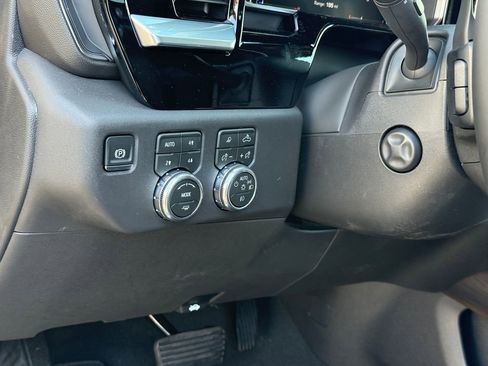 New 2026 GMC Sierra 1500 SLT w/ SLT Premium Package AWD/4WD image 15