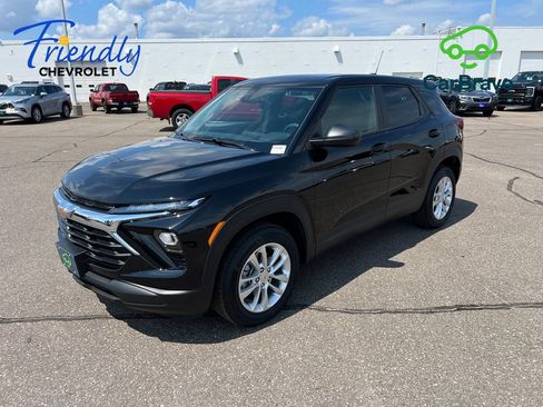 Certified 2026 Chevrolet TrailBlazer LS w/ LS Convenience Package AWD/4WD image 1