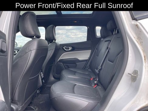 Used 2023 Jeep Compass Limited w/ Sun and Sound Group AWD/4WD image 12