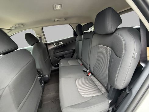 New 2027 Kia Sportage LX FWD image 21