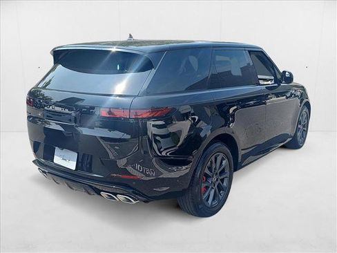 New 2025 Land Rover Range Rover Sport Dynamic SE image 5