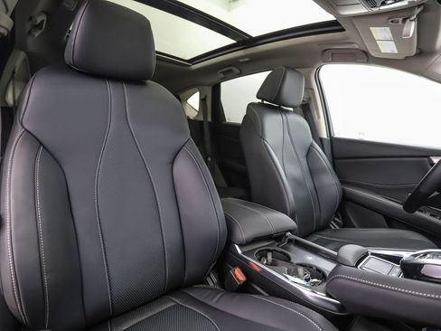 Used 2025 Acura RDX w/ Technology Package image 31