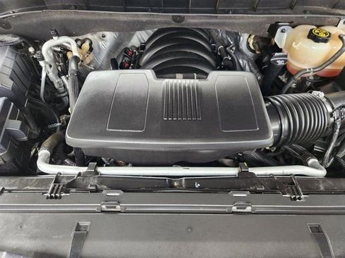 Used 2023 Chevrolet Tahoe Z71 w/ Z71 Off-Road Package image 33