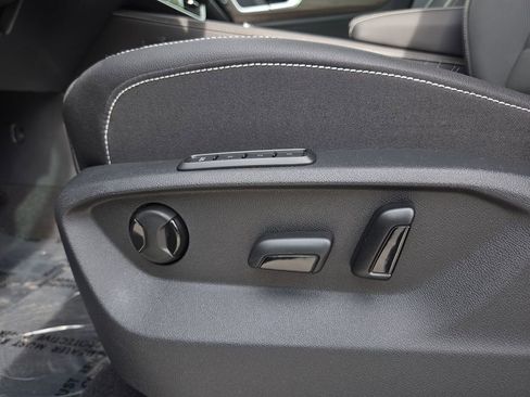 Used 2025 Volkswagen Atlas SEL image 20