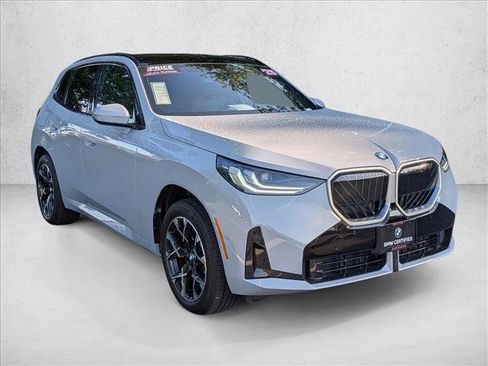 Used 2025 BMW X3 xDrive30i w/ M Sport Package AWD/4WD image 3