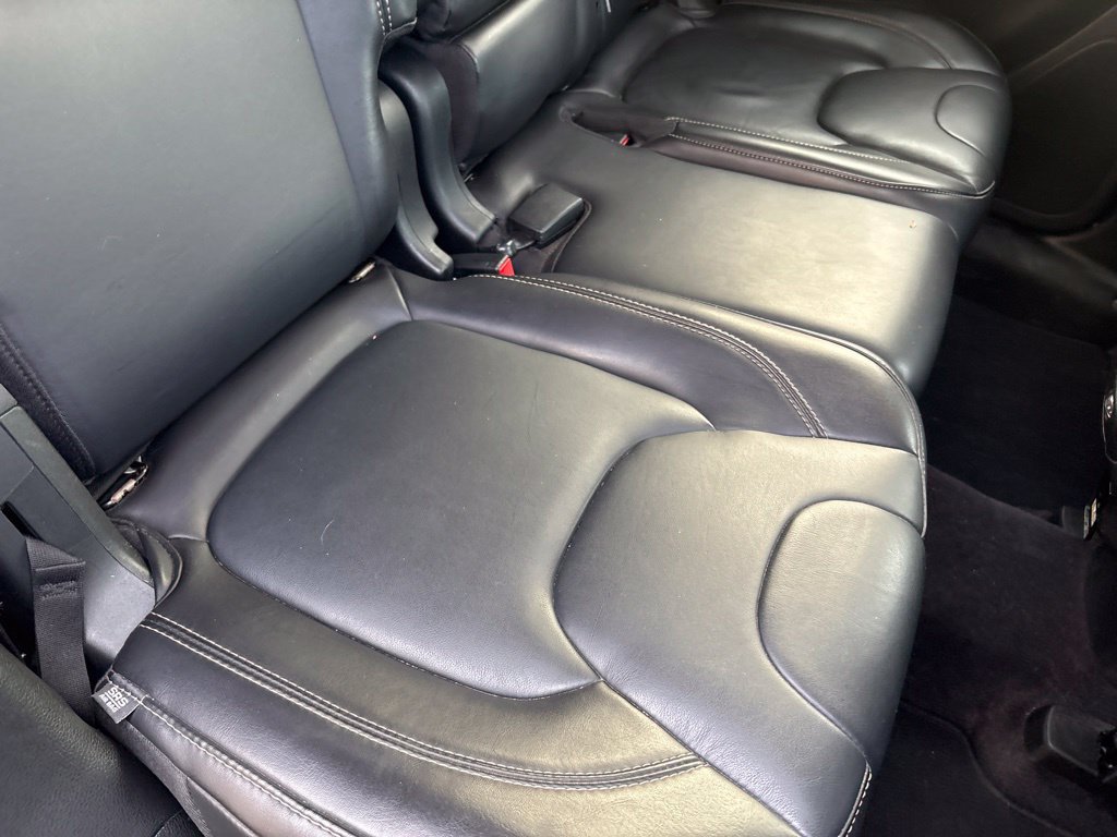 Used 2017 Jeep Cherokee Limited AWD/4WD image 29