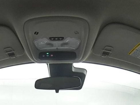Used 2025 Buick Encore GX Preferred AWD/4WD image 29