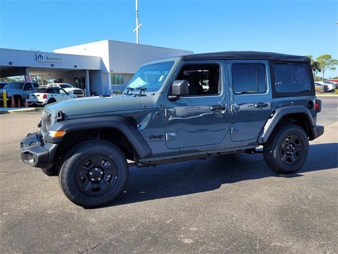Used 2026 Jeep Wrangler Sport image 3