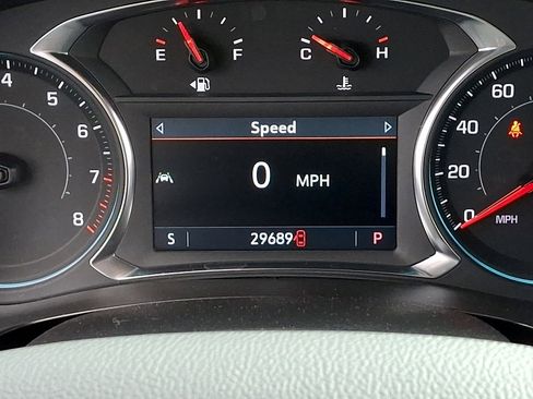 Certified 2023 Chevrolet Traverse LT FWD image 20