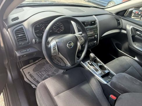 Used 2014 Nissan Altima 2.5 S FWD image 11