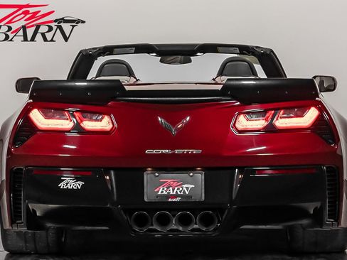 Used 2017 Chevrolet Corvette Z06 image 4