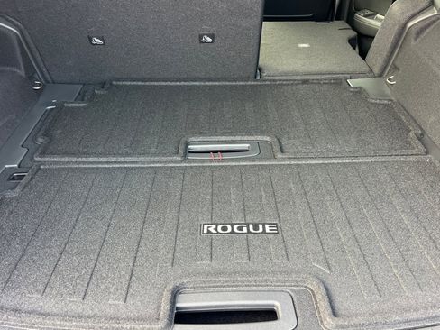 New 2026 Nissan Rogue Platinum w/ Platinum Premium Package image 18