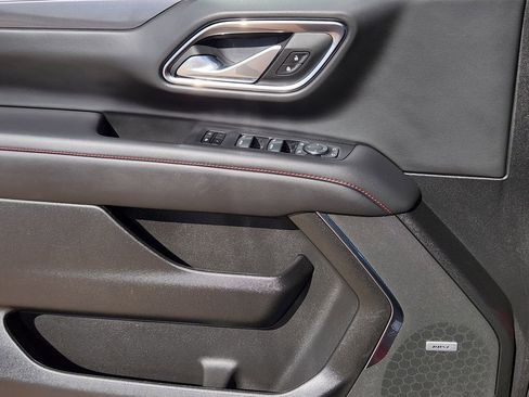 Used 2024 Chevrolet Suburban RST w/ Luxury Package image 31