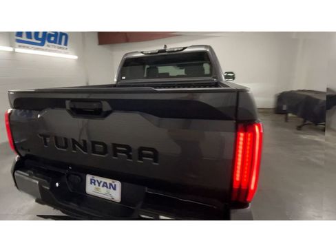 Used 2022 Toyota Tundra SR5 image 8