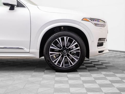 Used 2024 Volvo XC90 T8 Plus image 37