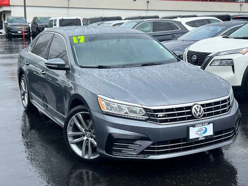 Used 2017 Volkswagen Passat 1.8T R-Line w/ R-Line Lighting Package FWD image 1