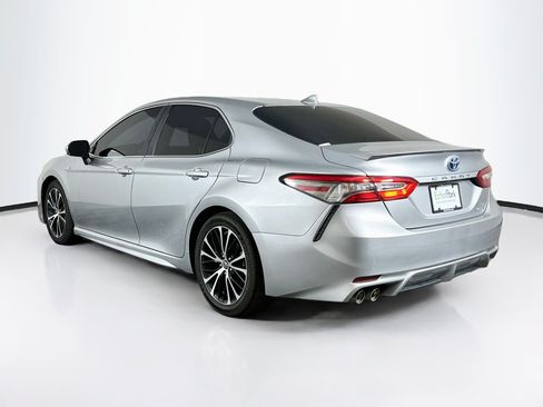 Used 2019 Toyota Camry SE w/ Audio Package FWD image 5