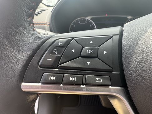Used 2021 Nissan Sentra SR FWD image 31
