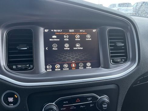 Used 2020 Dodge Charger SXT w/ Blacktop Package image 39