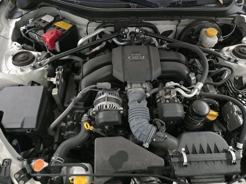 Used 2023 Toyota GR86 Premium image 16