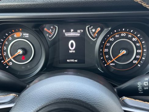 Used 2024 Jeep Wrangler Unlimited Sport AWD/4WD image 20